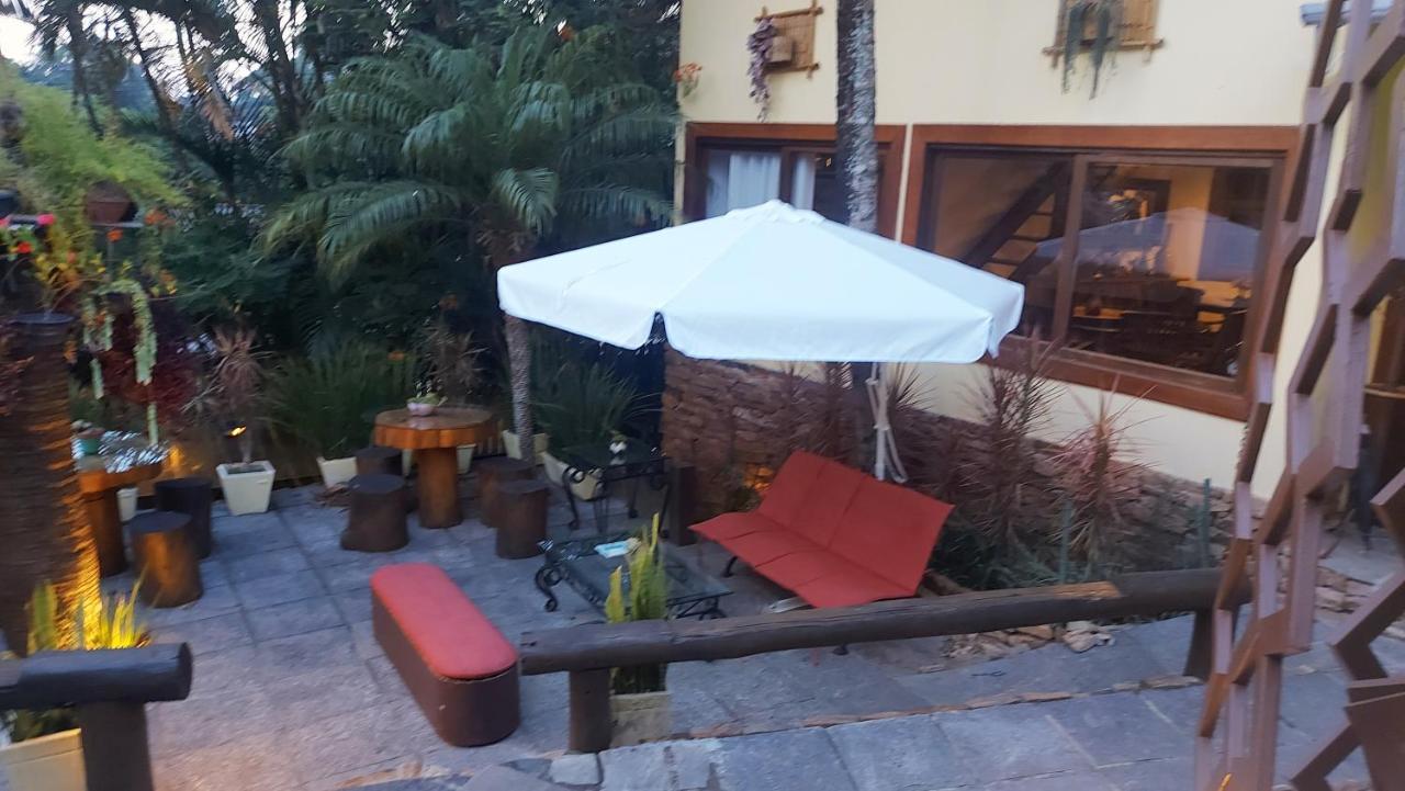 3 Palmeiras Guest Lounge